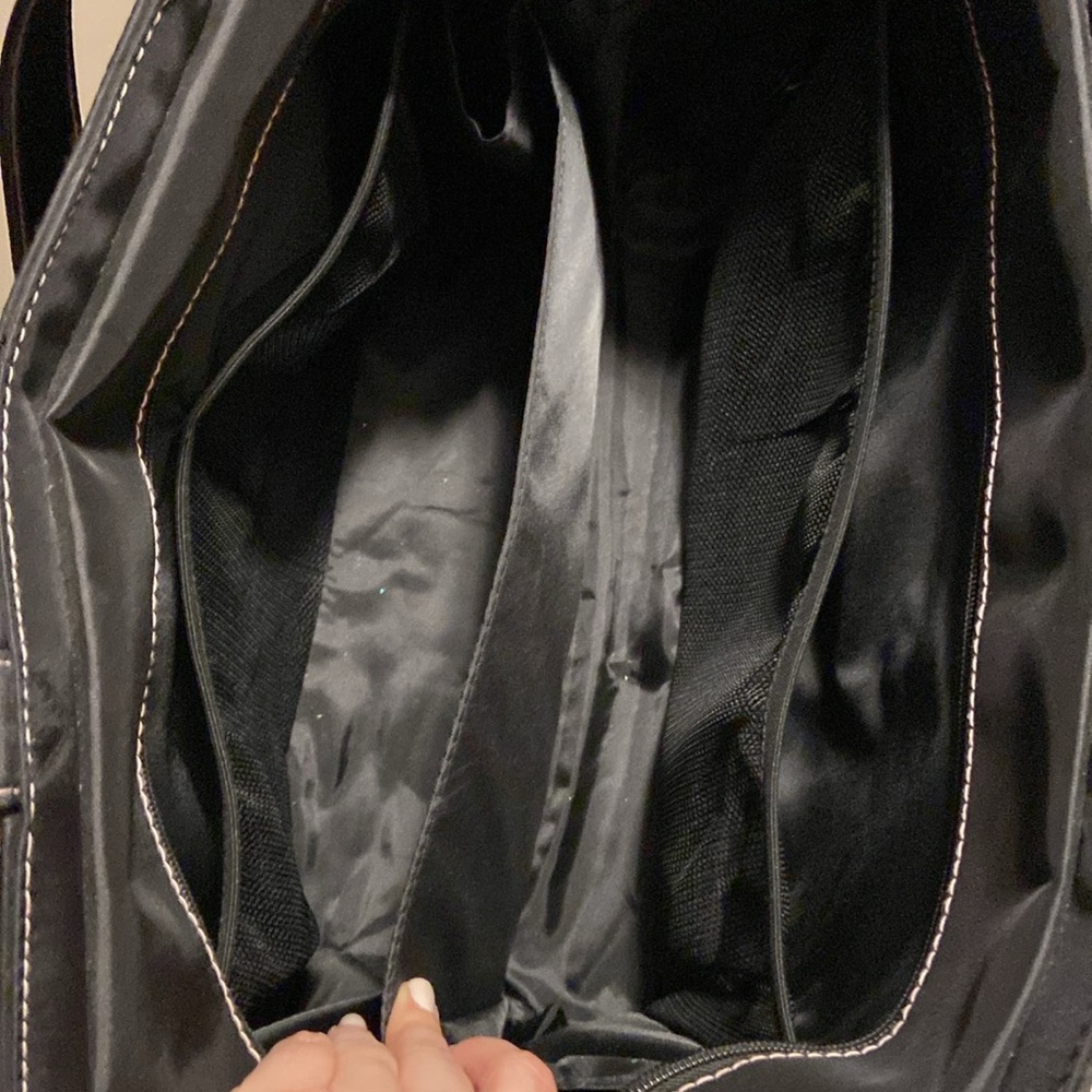 Mary Kay Zippered Tote Bag - Quilted Style - Picture 4 of 7